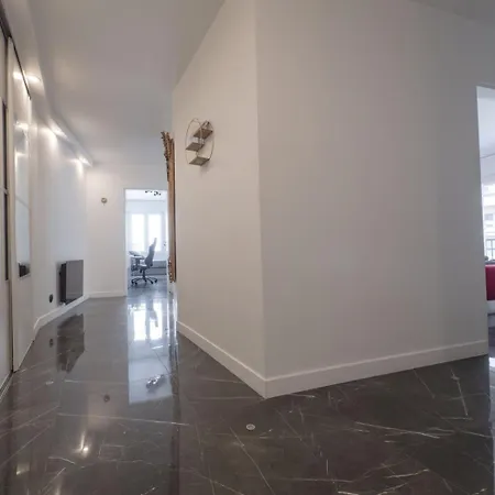 Stylish 4br Balcony - Metro Bastille 3min Appartamento
