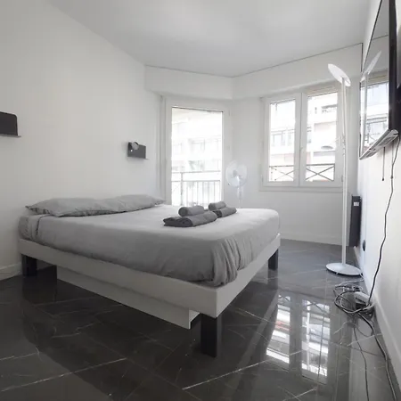 Stylish 4br Balcony - Metro Bastille 3min Appartamento Parigi