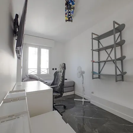 Appartamento Stylish 4br Balcony - Metro Bastille 3min Parigi