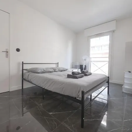 Stylish 4br Balcony - Metro Bastille 3min