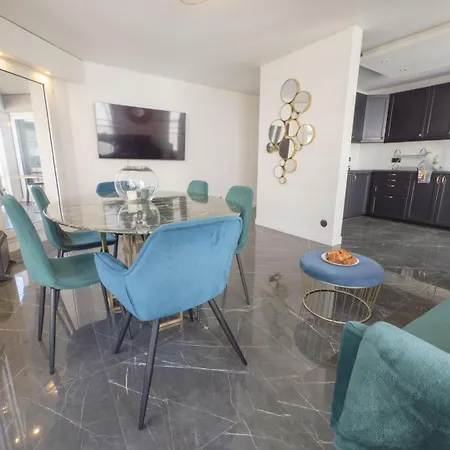 Stylish 4br Balcony - Metro Bastille 3min Parigi