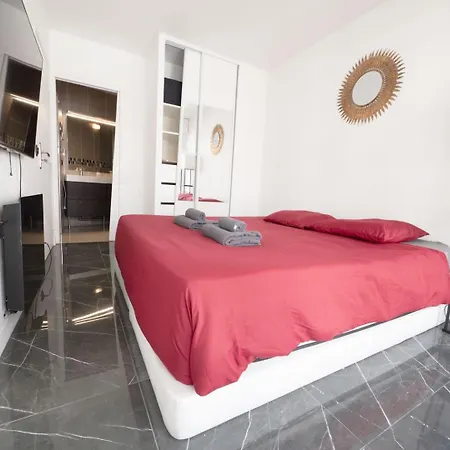 Stylish 4br Balcony - Metro Bastille 3min *
