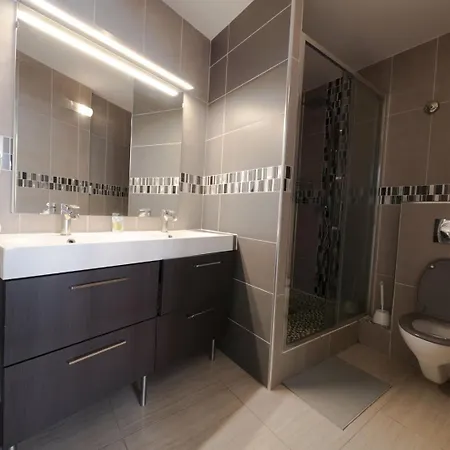 Stylish 4br Balcony - Metro Bastille 3min
