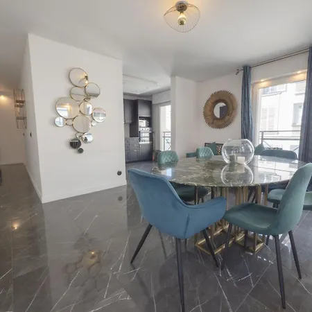 Appartamento Stylish 4br Balcony - Metro Bastille 3min